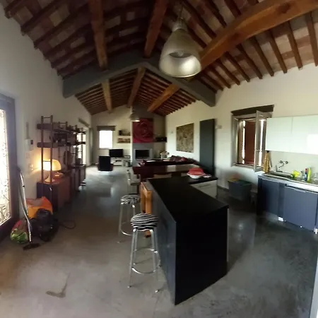 Casa Vacanza L'infinito Holiday home Torchiagina