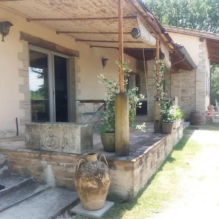 Holiday home Casa Vacanza L'infinito Torchiagina